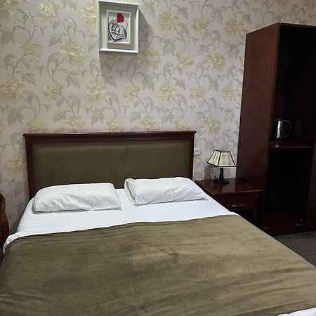 Margo Palace Hotel Тбилиси Екстериор снимка